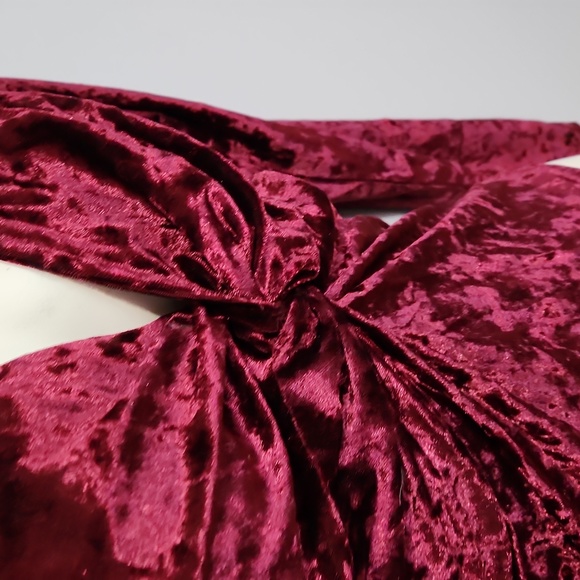 Gothic Romantic Crushed Velvet Bodysuit - Picture 2 of 5